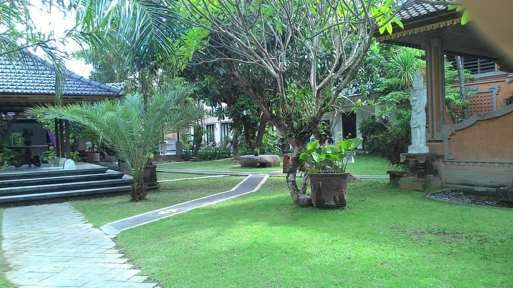 Puri Maharani Boutique Hotel Denpasar Zewnętrze zdjęcie